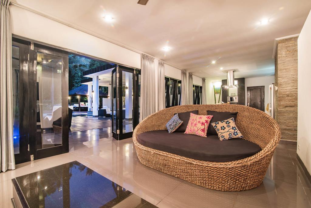 Stunning Villa Lily Lovina  Exterior photo